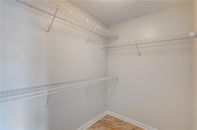 Image 21 of 44 For 9833 Baywinds Dr  7102