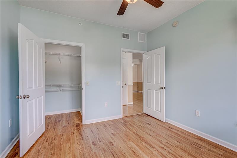 Image 30 of 44 For 9833 Baywinds Dr  7102