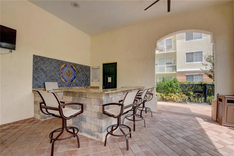 Image 40 of 44 For 9833 Baywinds Dr  7102