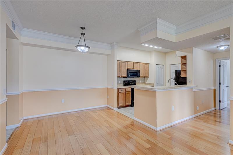 Image 8 of 44 For 9833 Baywinds Dr  7102