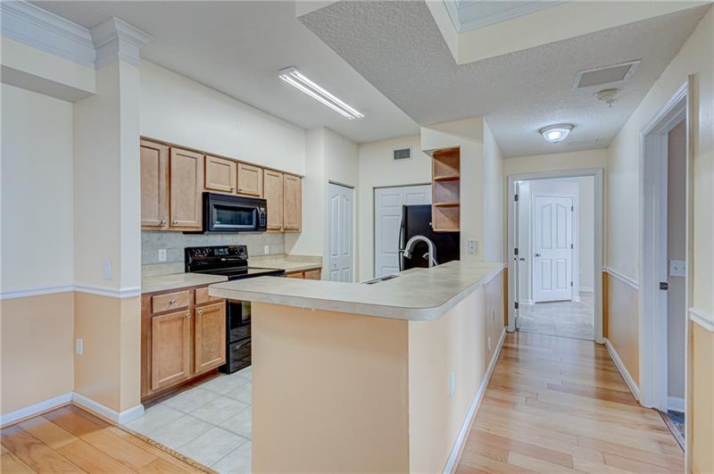 Image 9 of 44 For 9833 Baywinds Dr  7102