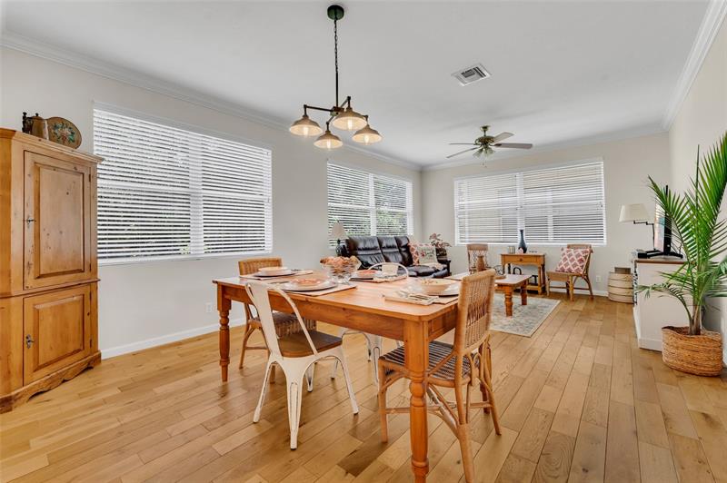 Image 8 of 43 For 6253 Bald Eagle Dr