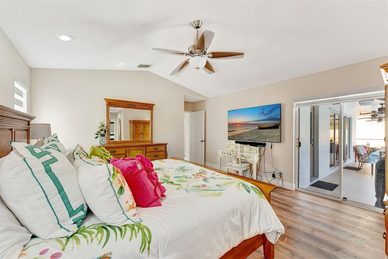 Image 30 of 39 For 9955 52nd St