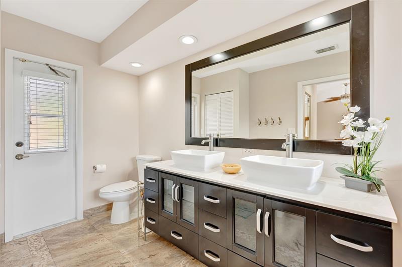 Image 34 of 39 For 9955 52nd St