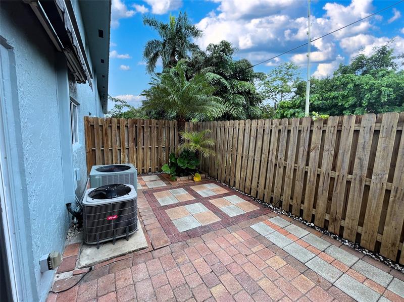 Image 15 of 71 For 1460 18th St  104