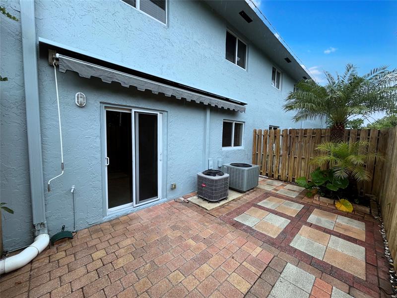 Image 16 of 71 For 1460 18th St  104