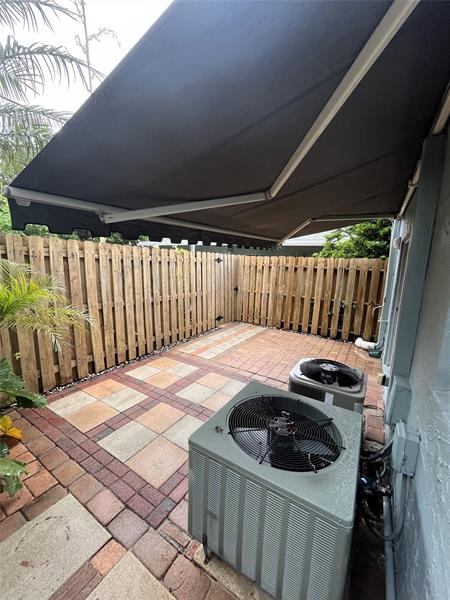 Image 21 of 71 For 1460 18th St  104