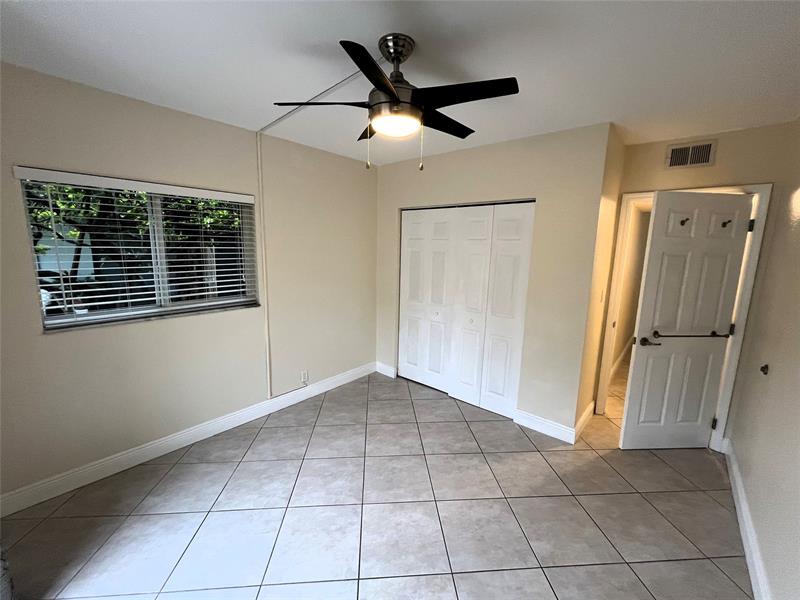 Image 38 of 71 For 1460 18th St  104