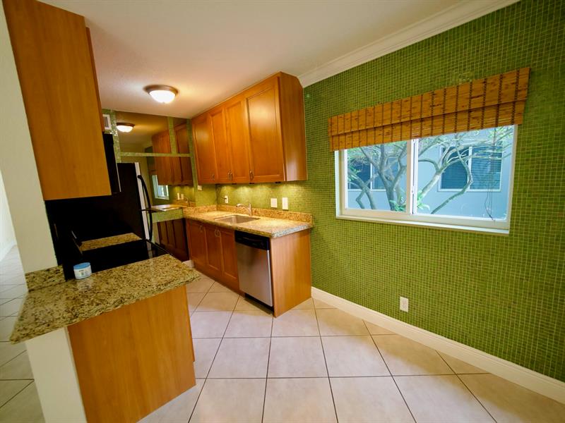 Image 4 of 71 For 1460 18th St  104