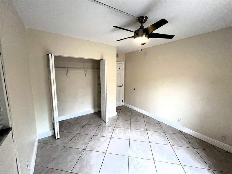 Image 43 of 71 For 1460 18th St  104