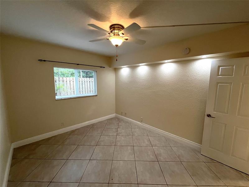 Image 50 of 71 For 1460 18th St  104