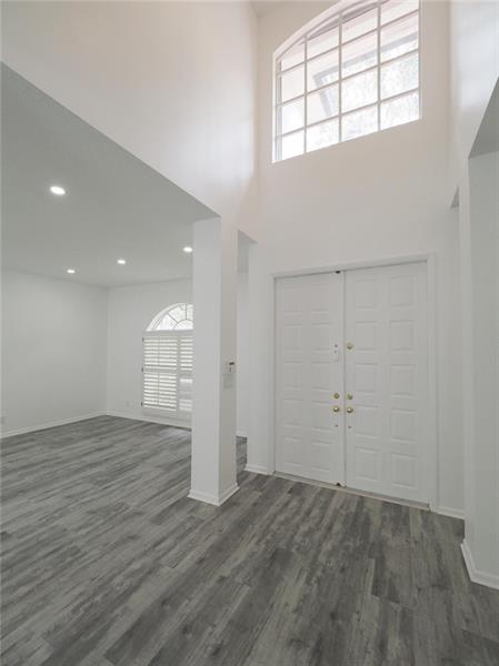 Image 12 of 55 For 10749 Nashville Dr