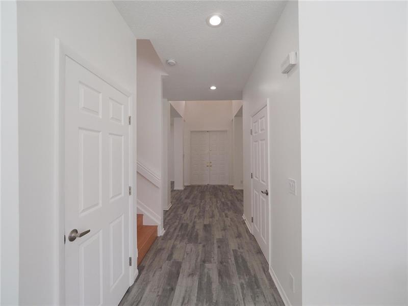 Image 18 of 55 For 10749 Nashville Dr