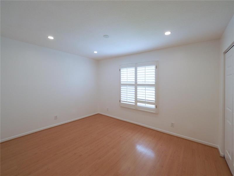 Image 31 of 55 For 10749 Nashville Dr