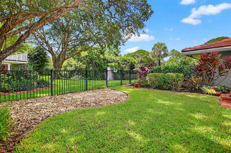 Image 44 of 65 For 2714 Kelly Brooke Lane