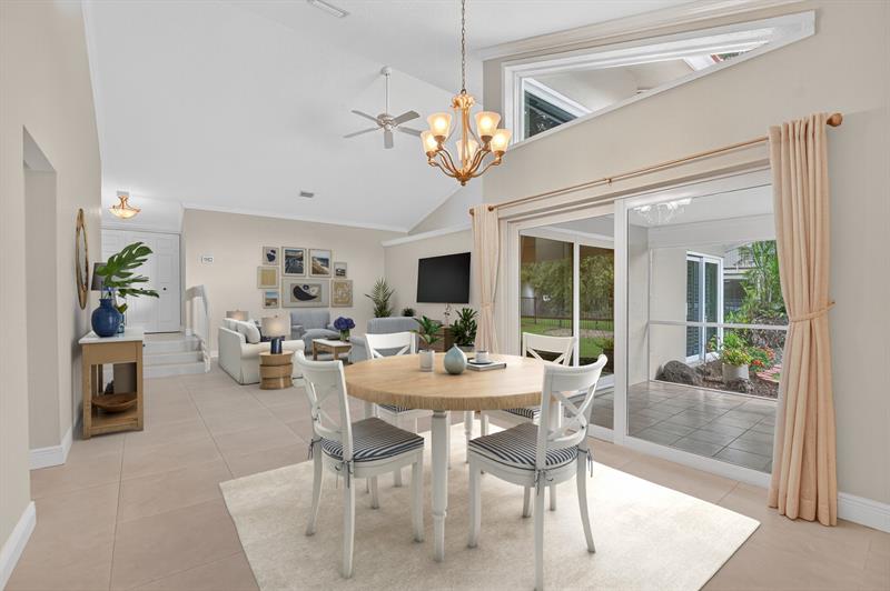 Image 6 of 65 For 2714 Kelly Brooke Lane