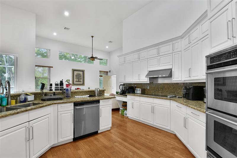 Image 8 of 16 For 2965 Wentworth