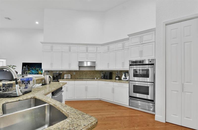 Image 9 of 16 For 2965 Wentworth