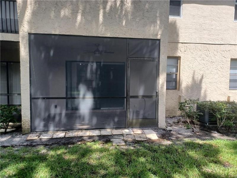 Image 19 of 20 For 8021 Southgate Blvd  G4