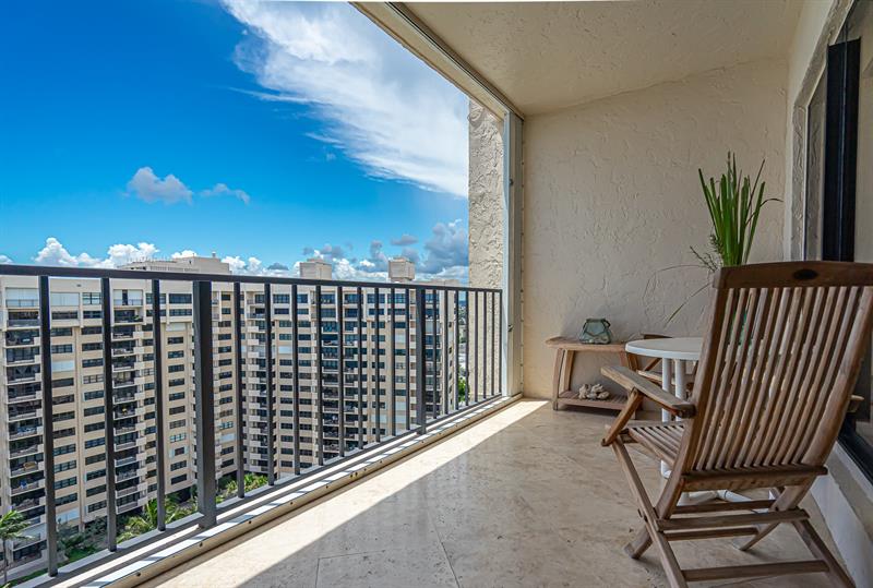 Image 26 of 35 For 5000 Ocean Blvd  1609