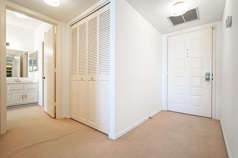 Image 29 of 35 For 5000 Ocean Blvd  1609