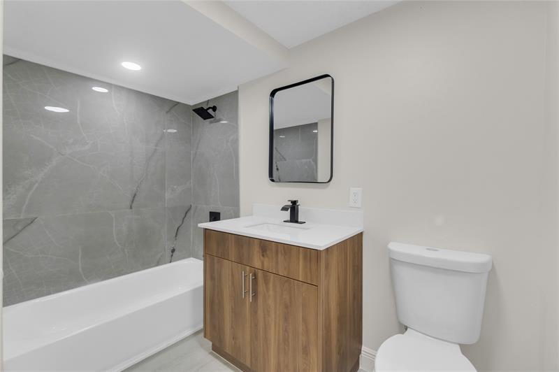 Image 21 of 31 For 11291 16th Ct
