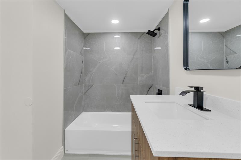 Image 22 of 31 For 11291 16th Ct