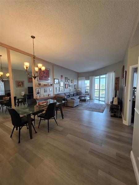 Image 13 of 58 For 7593 Granville Dr  411