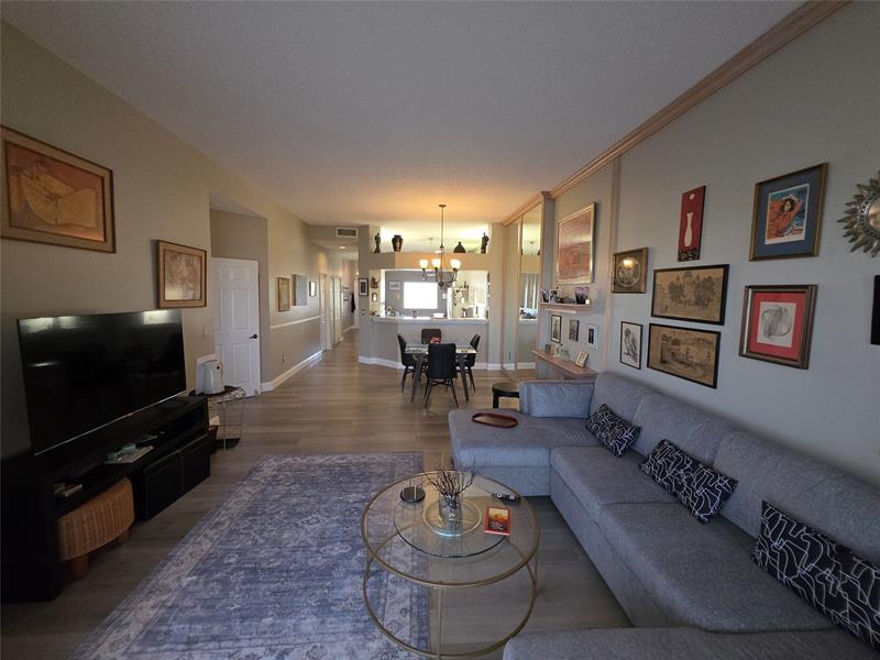 Image 18 of 58 For 7593 Granville Dr  411