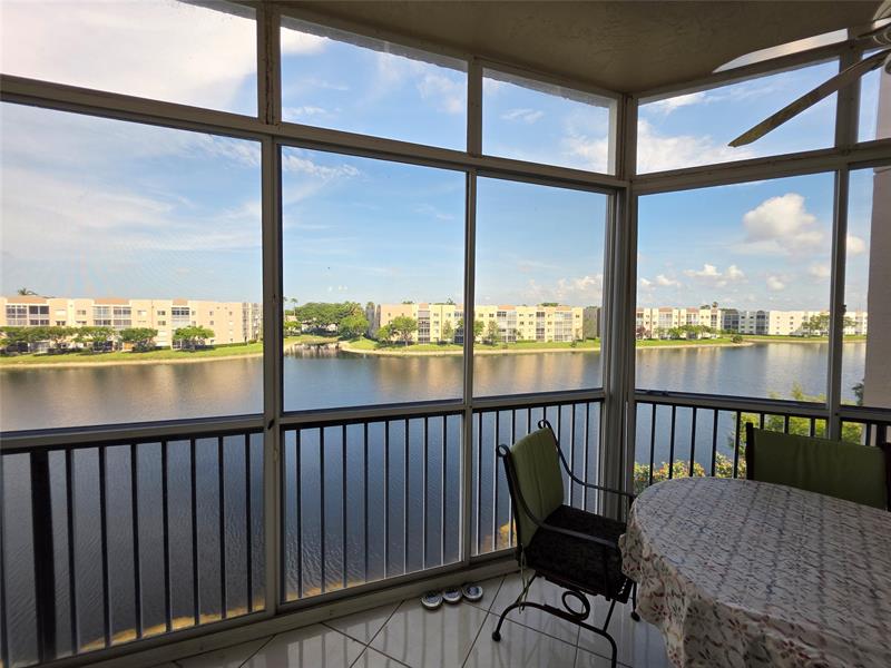 Image 3 of 58 For 7593 Granville Dr  411