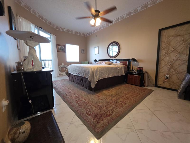 Image 30 of 58 For 7593 Granville Dr  411