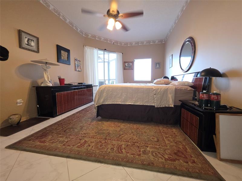 Image 32 of 58 For 7593 Granville Dr  411