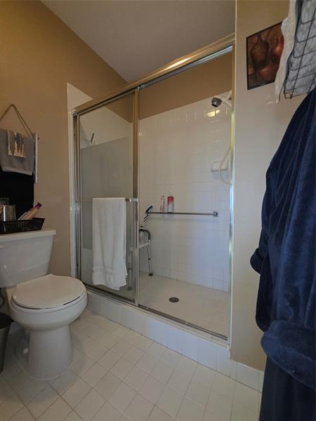 Image 37 of 58 For 7593 Granville Dr  411