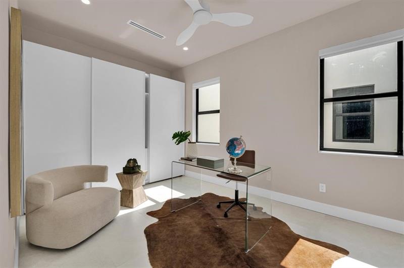 Image 35 of 51 For 920 17th Ave