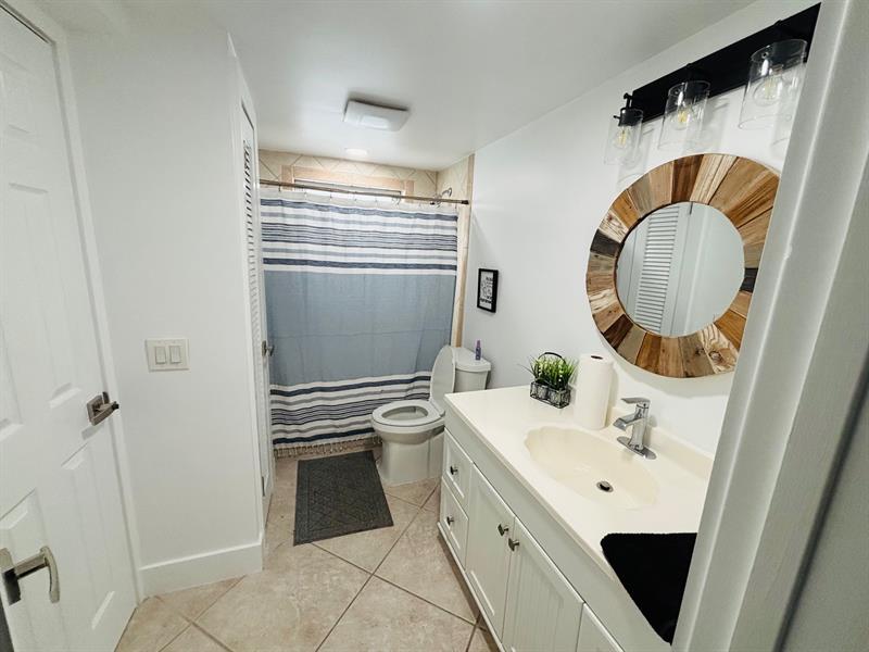 Image 6 of 21 For 1511 15th Ct  403