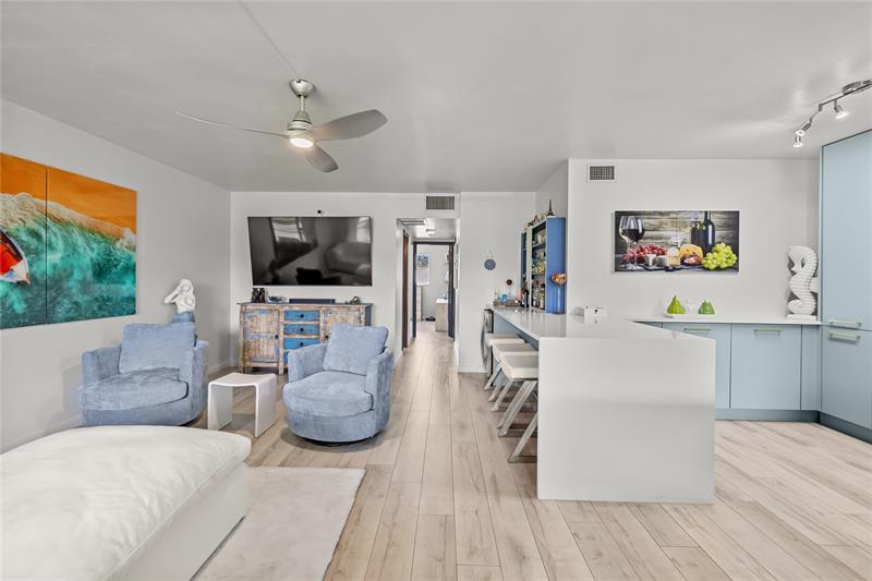 Image 10 of 43 For 808 7th St  105-b