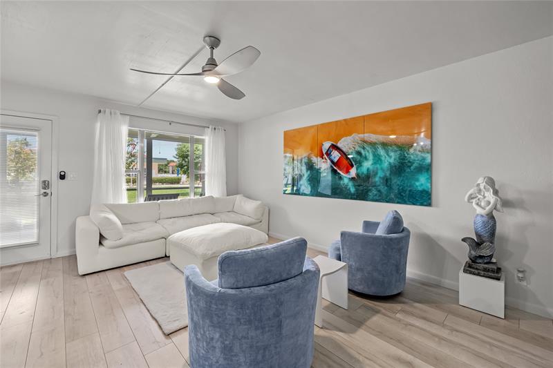 Image 13 of 43 For 808 7th St  105-b