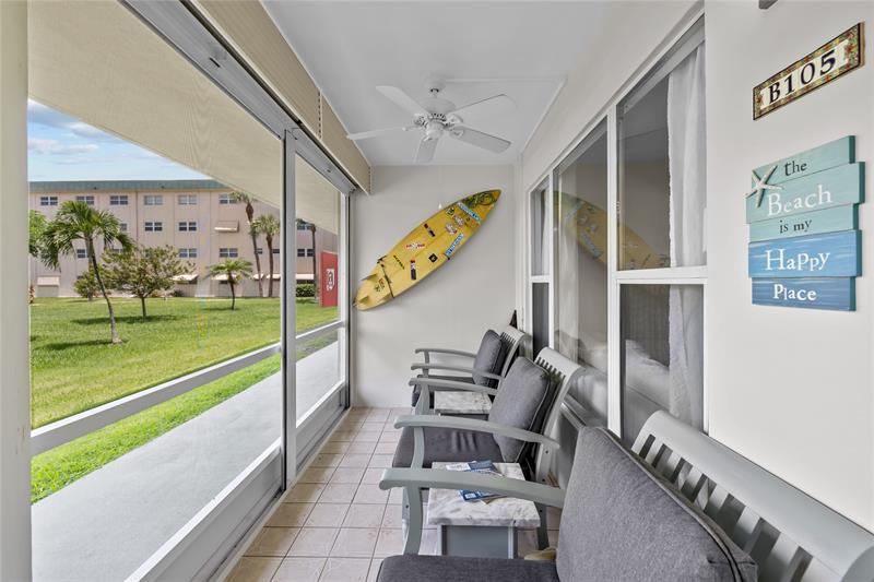 Image 33 of 43 For 808 7th St  105-b