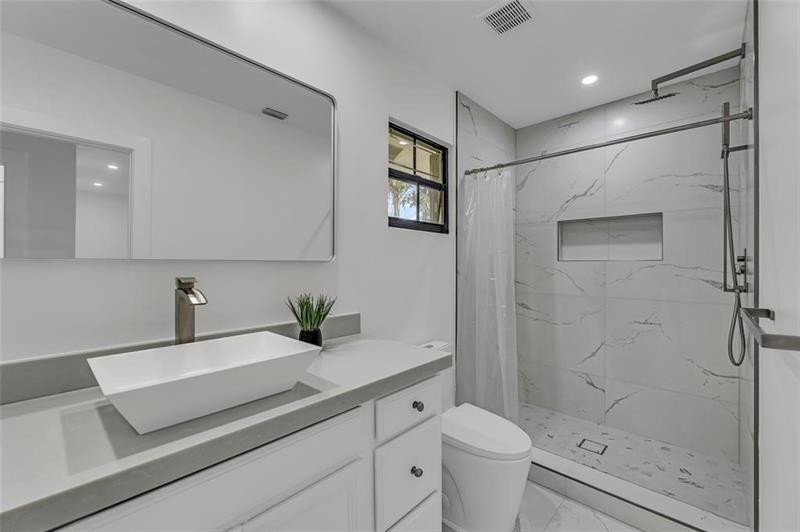 Image 19 of 34 For 616 3rd Key Drive