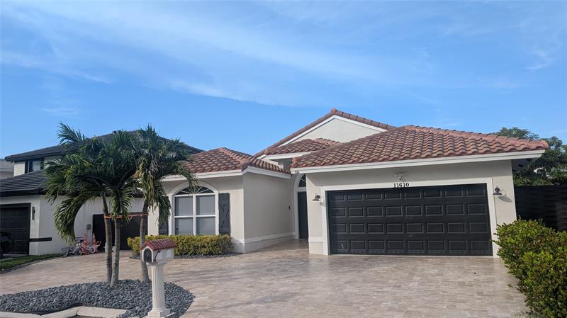 Details for 11610 12th St, Pembroke Pines, FL 33025