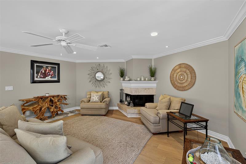 Image 11 of 80 For 1809 25th Ave