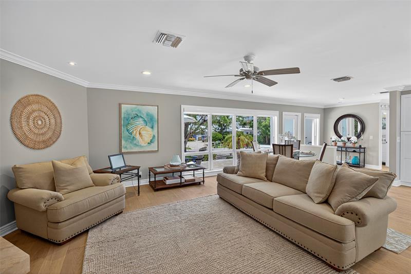 Image 13 of 80 For 1809 25th Ave