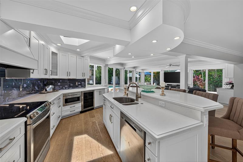 Image 32 of 80 For 1809 25th Ave