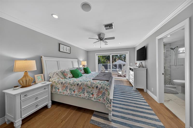 Image 42 of 80 For 1809 25th Ave