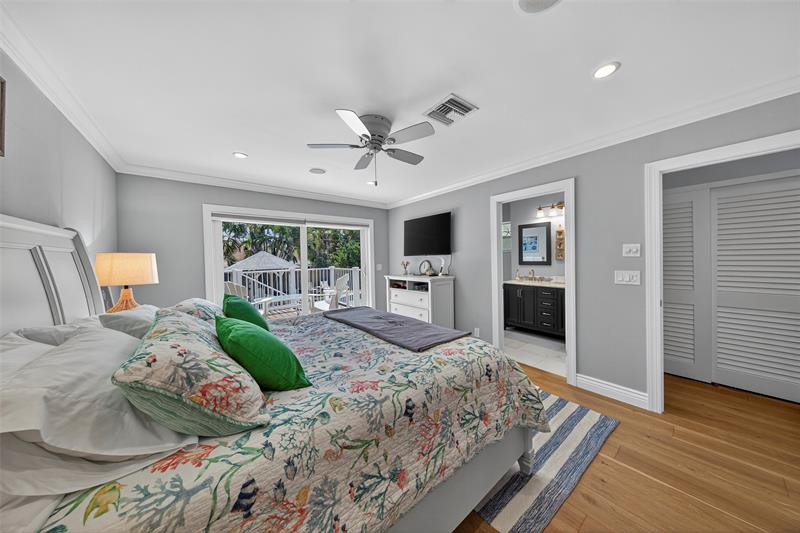 Image 43 of 80 For 1809 25th Ave