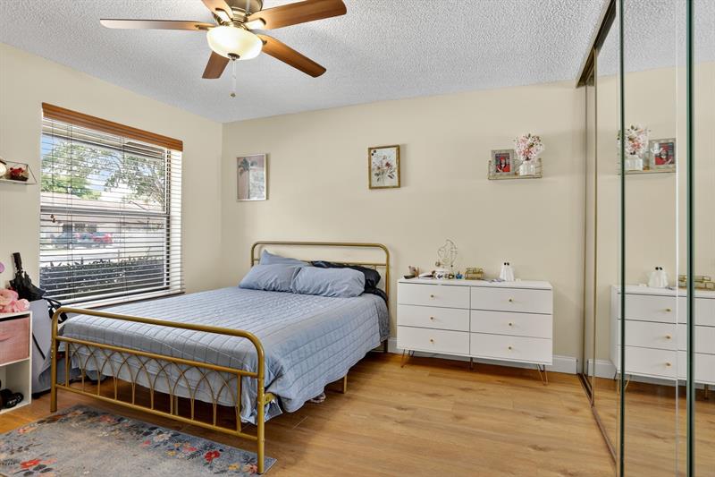 Image 11 of 30 For 3204 Carambola Cir  0