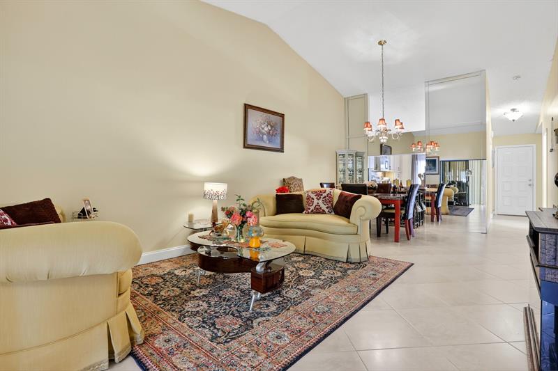 Image 18 of 30 For 3204 Carambola Cir  0