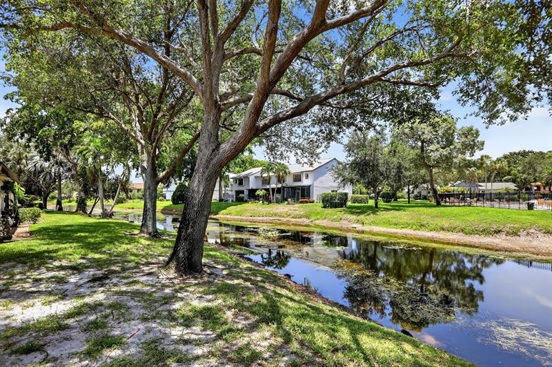 Image 29 of 30 For 3204 Carambola Cir  0