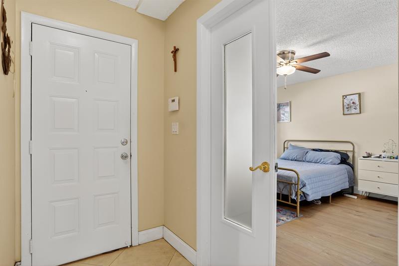 Image 6 of 30 For 3204 Carambola Cir  0