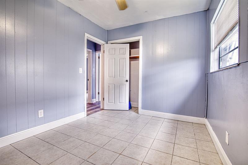 Image 15 of 19 For 3011 3rd St  
